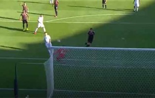 Mateus Pasinato sai da baliza para fazer defesa vertiginosa – Vitória SC 1-1 Moreirense FC