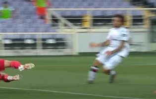 Bartlomiej Dragowski e Alessio Cragno evitam golos em defesas de nível – Fiorentina 0-0 Cagliari