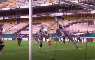 Helton Leite voa para duas defesas espetaculares – Boavista FC 0-1 CS Marítimo