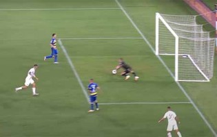 Luigi Sepe aparece em várias defesas de último grito – AS Roma 2-1 Parma FC
