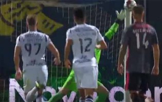 Rafael Defendi destaca-se em duas defesas de visibilidade – FC Famalicão 1-1 SL Benfica