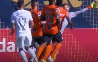 Shuichi Gonda tranca a baliza com três defesas destacáveis – FC Famalicão 0-1 Portimonense SC