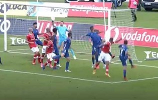 Dênis faz duas defesas espetaculares em segundos – CD Santa Clara 0-0 Gil Vicente FC