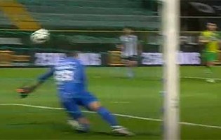 Pedro Trigueira tranca a baliza em várias defesas – CD Tondela 1-0 Portimonense SC