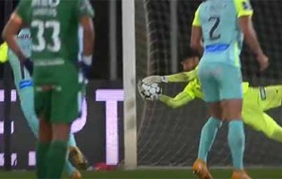 Amir Abedzadeh coloca-se em defesas entre precitação em golo sofrido – Rio Ave FC 1-3 CS Marítimo