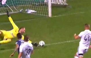 Rafael Defendi destaca-se em defesa entre várias intervenções – SC Farense 0-1 FC Porto