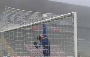 Riccardo Piscitelli vale vitória com defesa vistosa – CD Nacional 2-1 FC Famalicão