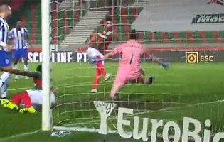 Agustín Marchesín possibilita vitória em defesas de valor – CS Marítimo 1-2 FC Porto