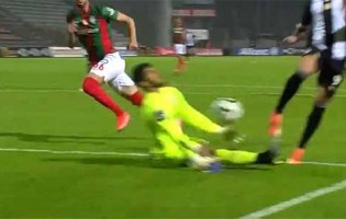 Amir Abedzadeh abre jogo com defesa – CD Nacional 1-2 CS Marítimo