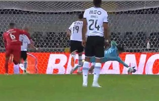 Dênis comete e defende grande penalidade – Vitória SC 2-4 Gil Vicente FC