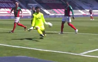 Amir Abedzadeh vale vitória em duas situações – CS Marítimo 1-0 SC Farense