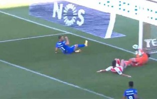 Matheus Magalhães faz defesa espetacular antes de precipitação – SC Braga 1-1 Belenenses SAD