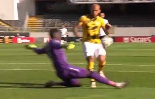 Bruno Varela impede incursão em interceção – Vitória SC 2-0 Moreirense FC