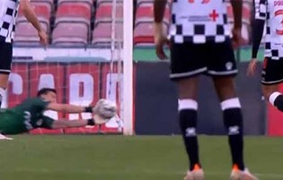 Léo Jardim impede segundo golo em desvio lateral – Gil Vicente FC 1-2 Boavista FC