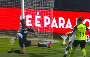 Antonio Adán destaca-se em três defesas de valor – FC Famalicão 1-1 Sporting CP