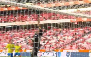 Fernando Castro entra e intervém várias vezes – SL Benfica 2-0 FC Arouca