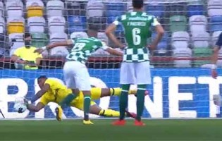 Luiz Felipe intervém e defende penalti antes de erro com golo sofrido – Belenenses SAD 1-1 Moreirense FC