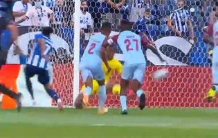 Luiz Felipe estreia-se e intervém entre defesa destacável – FC Porto 2-0 Belenenses SAD