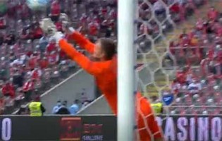 Matous Trmal consegue fechar a baliza em lances dificultados – SC Braga 0-0 Vitória SC