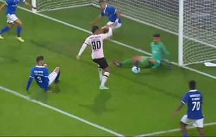 Arthur Augusto aparece entre o caricato e lances complicados – FC Porto 5-1 CD Feirense