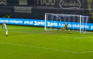 Payam Niazmand defende penaltis após dificuldades em 120 minutos – FC Famalicão 1-1 Portimonense SC
