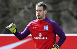 Tom Heaton chamado ao Euro’2024 pela Inglaterra, mas só para treinar com os guarda-redes
