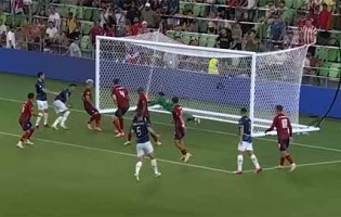 Patrick Sequeira esforça-se para defender várias vezes – Costa Rica 2-1 Paraguai (Copa América’2024)