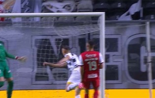 Lukas Hornicek destaca-se para trancar a baliza – Boavista FC 0-1 SC Braga