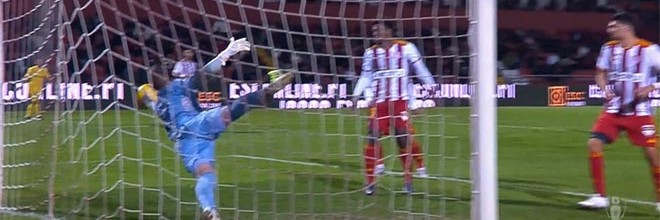 Simão Bertelli defende penalti, recarga e faz duas defesas espetaculares entre tantas – AFS 0-1 SC Braga