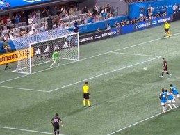 Kristijan Kahlina defende penalti à Panenka de Lionel Messi – Charlotte FC 3-0 Inter Miami