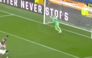 Martin Dúbravka faz sete defesas no Burnley FC 1-1 Nottingham Forest