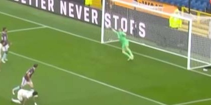 Martin Dúbravka faz sete defesas no Burnley FC 1-1 Nottingham Forest